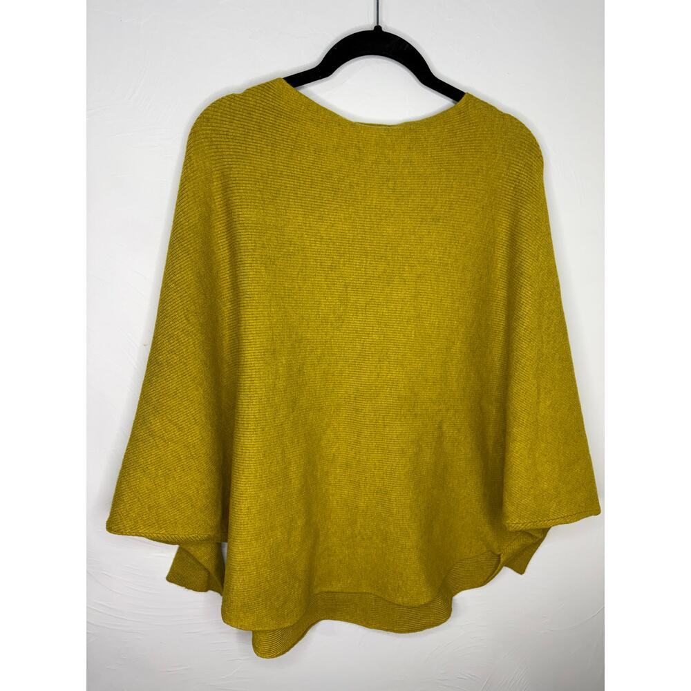Kerisma Ryu Thin Sweater Women's Size M/L Medium Large Chartreuse Flowy Top - Picture 2 of 7